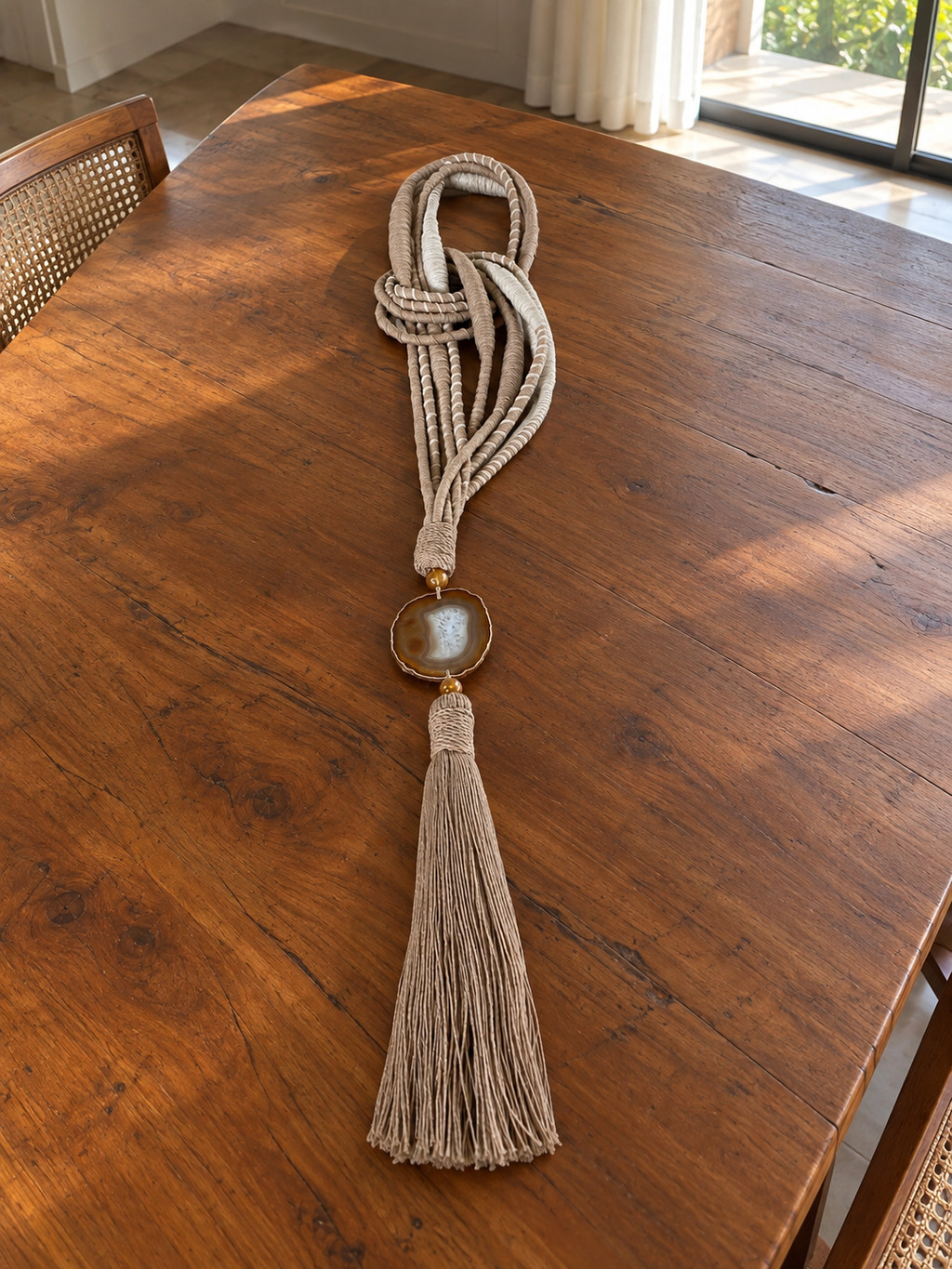 Colar de Mesa Casulo com Ágata