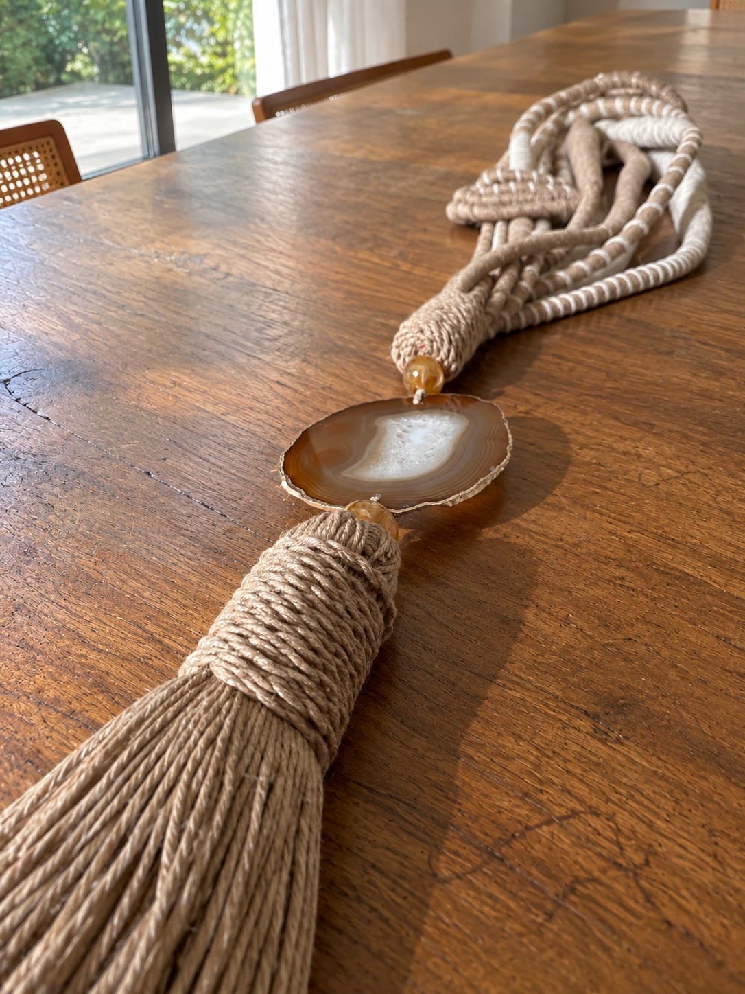 Colar de Mesa Casulo com Ágata